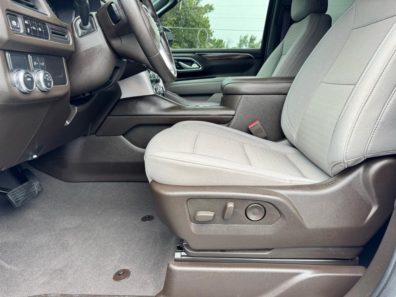 GMC Yukon XL 2WD 4dr SLE 2024