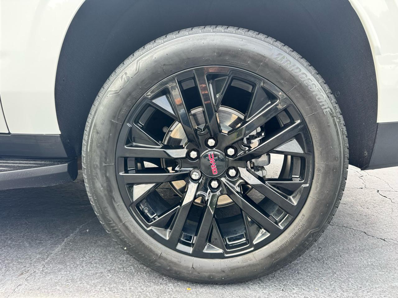 GMC Yukon XL 2WD 4dr SLE 2024