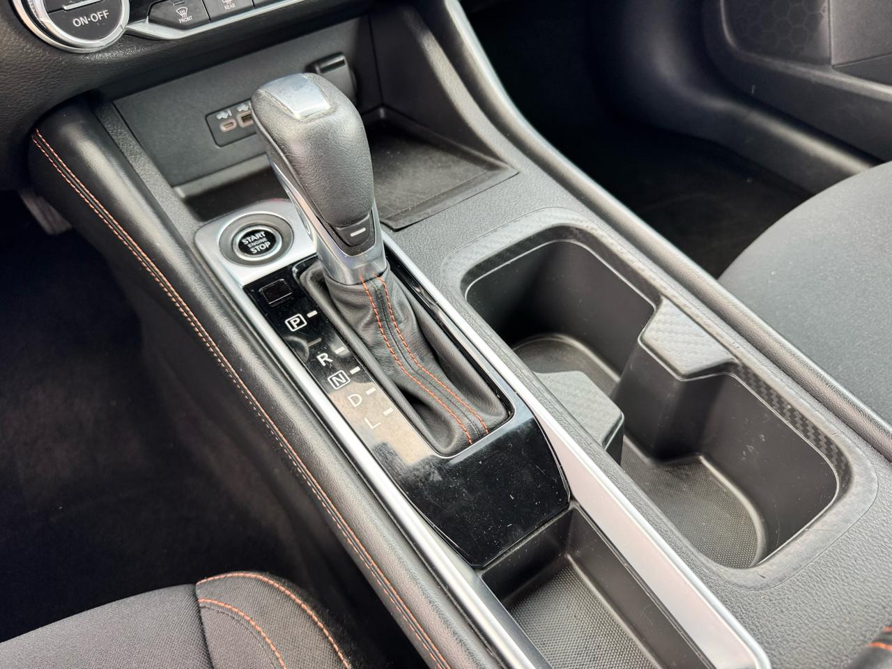Nissan Sentra SR CVT 2021