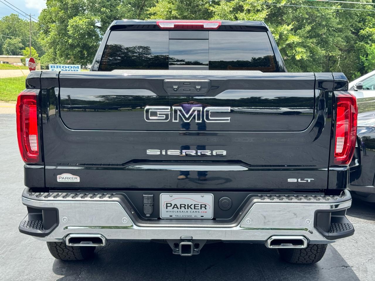 GMC Sierra 1500 4WD Crew Cab 147" SLT 2026