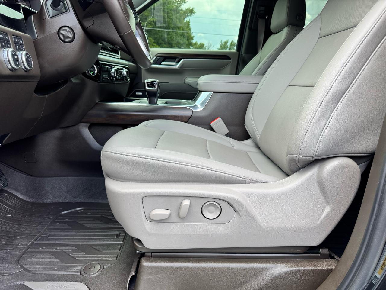 GMC Sierra 1500 4WD Crew Cab 147" SLT 2026