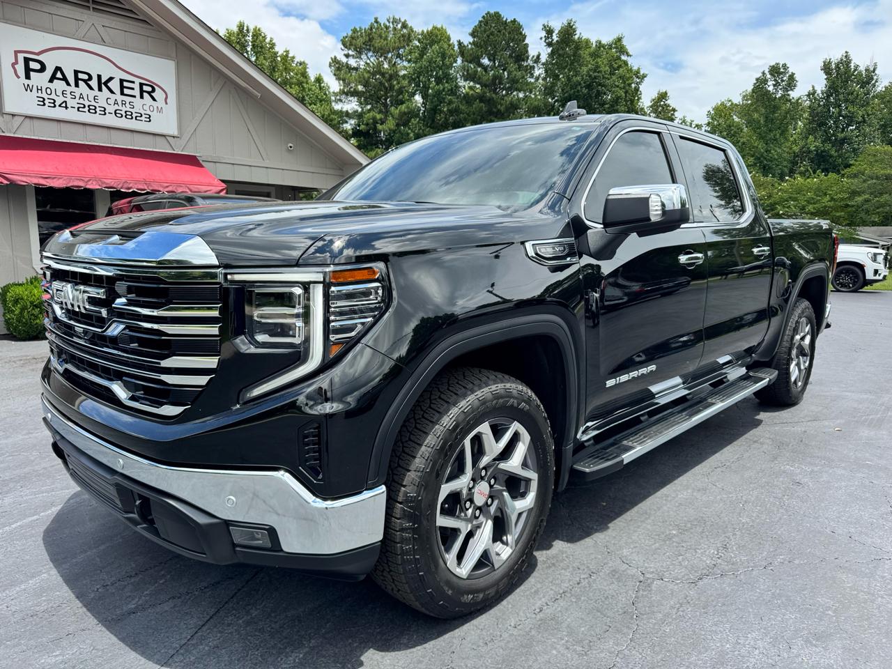 GMC Sierra 1500 4WD Crew Cab 147" SLT 2026