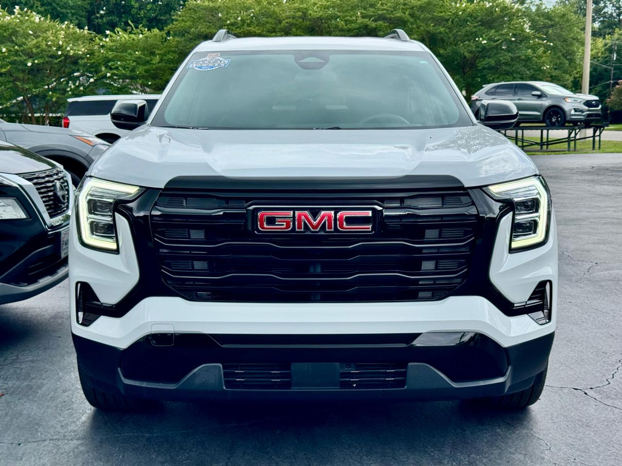 GMC Terrain FWD 4dr Elevation 2026