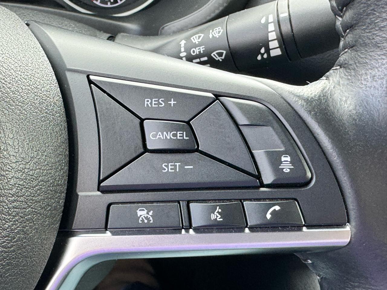 Nissan Sentra SV CVT 2025