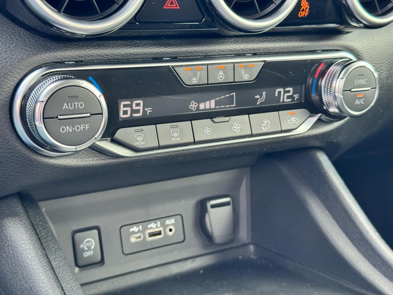 Nissan Sentra SV CVT 2025