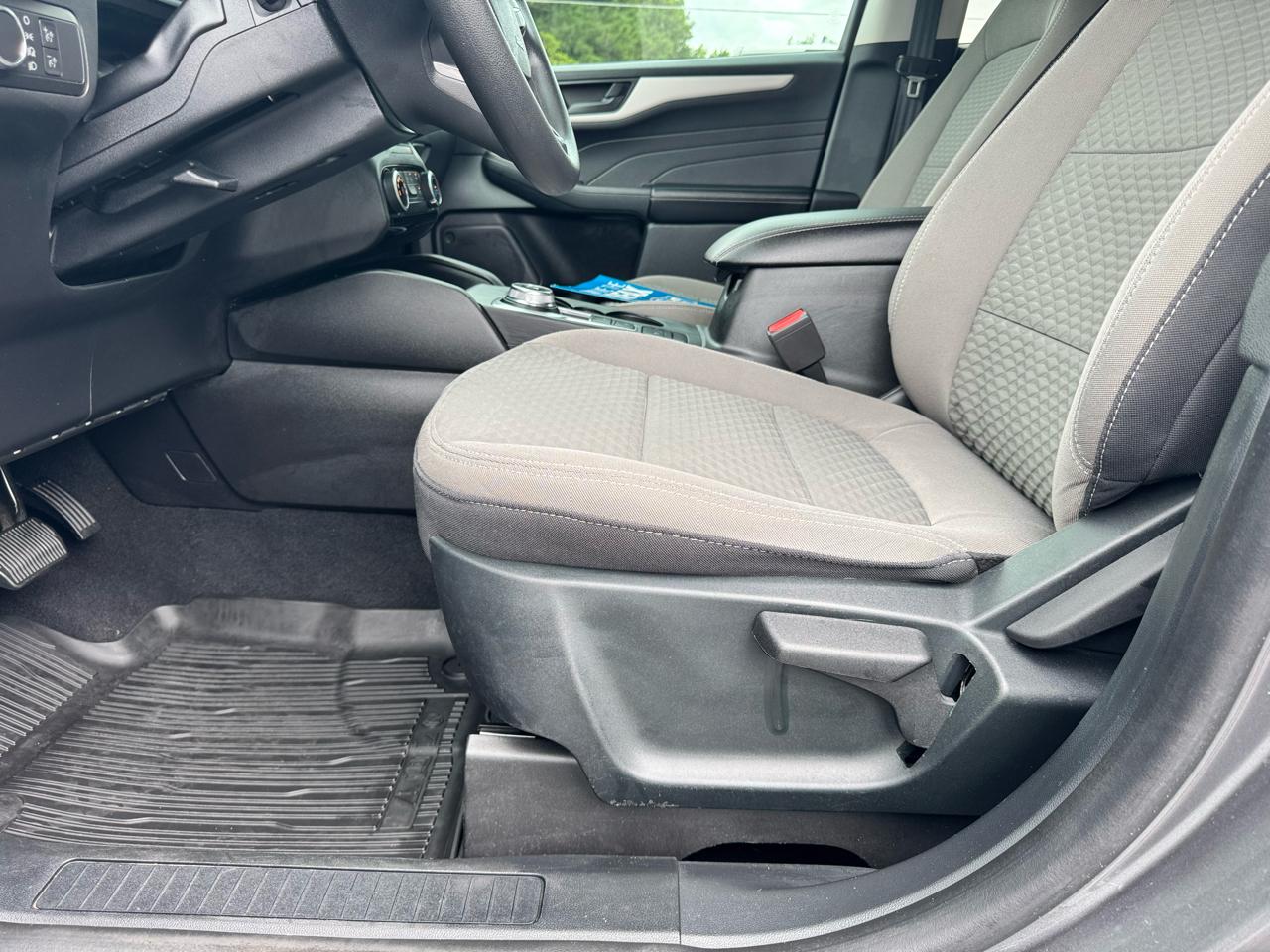 Ford Escape SE FWD 2022
