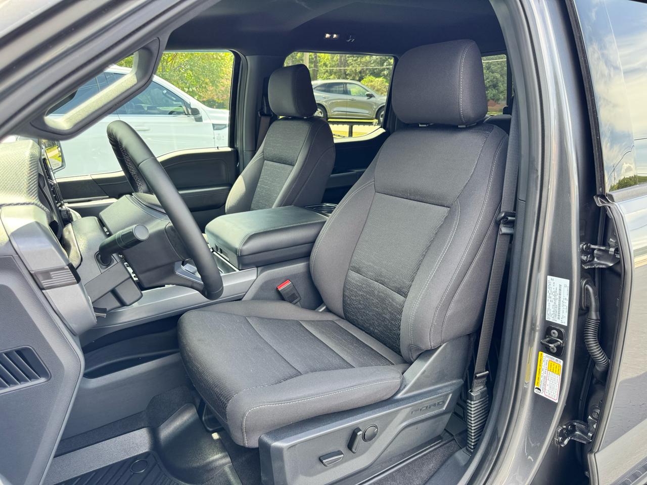 Ford F-150 XLT 4WD SuperCrew 5.5' Box 2025