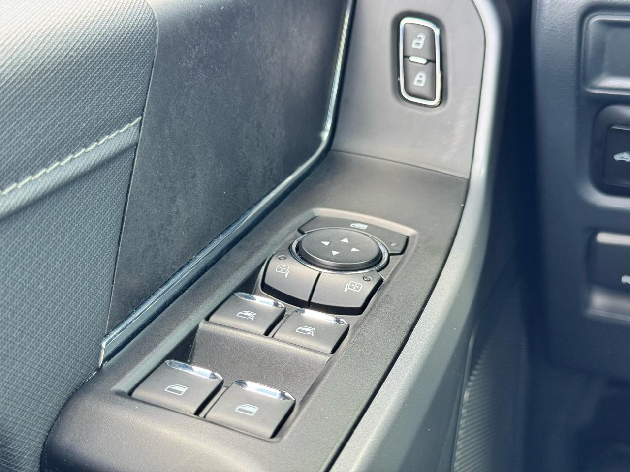 Ford F-150 XLT 4WD SuperCrew 5.5' Box 2025