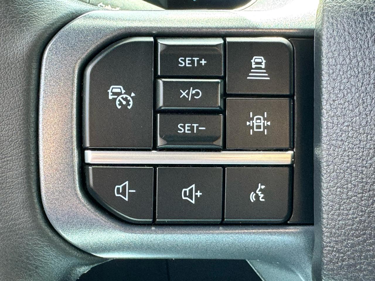 Ford F-150 XLT 4WD SuperCrew 5.5' Box 2025
