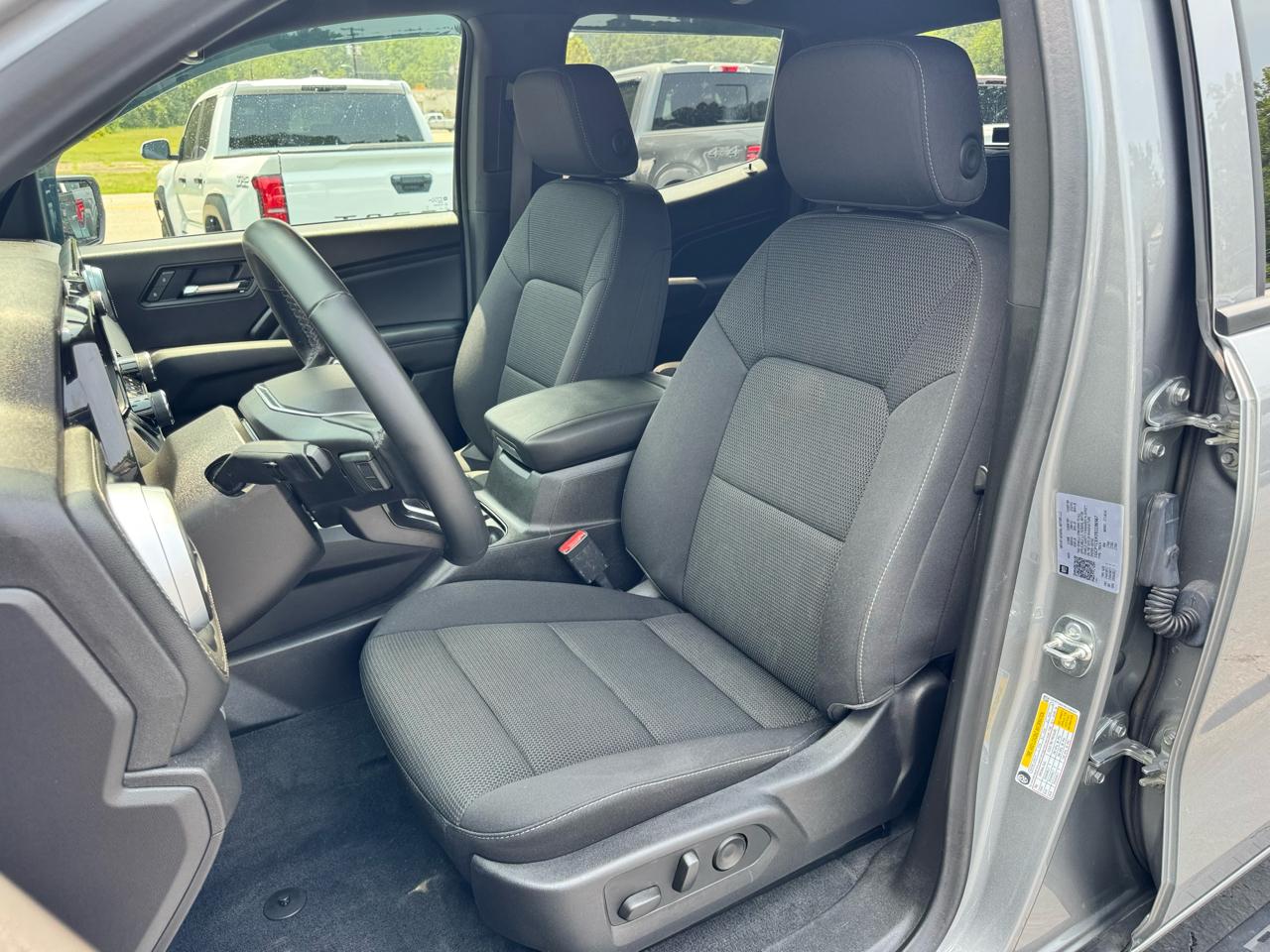 Chevrolet Colorado 4WD Crew Cab LT 2025