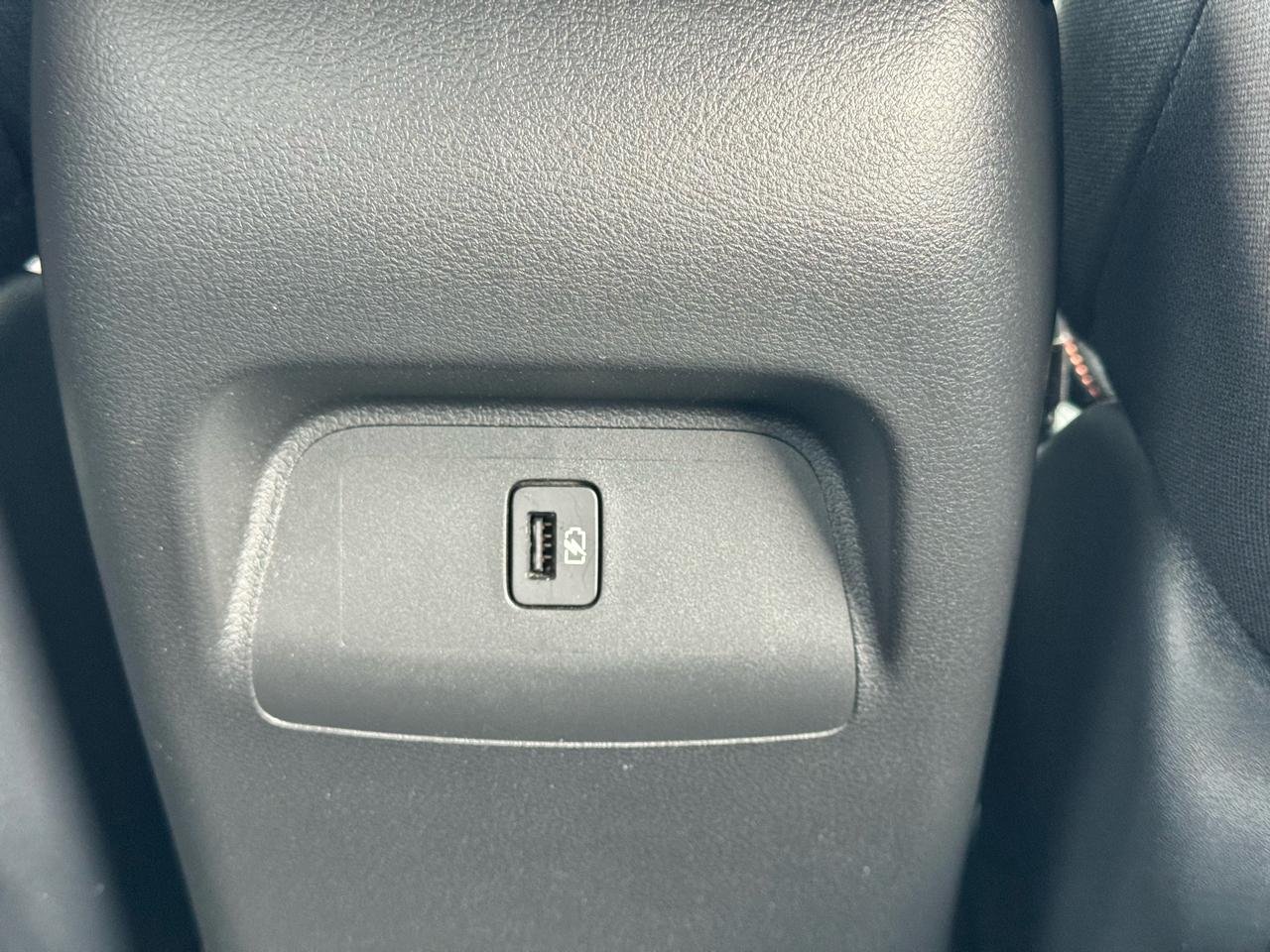 Nissan Sentra SR CVT 2024