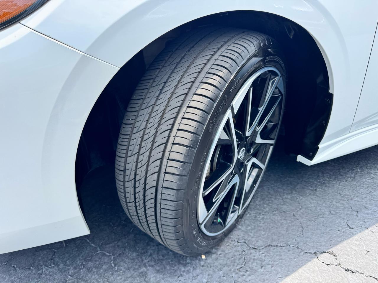 Nissan Sentra SR CVT 2024