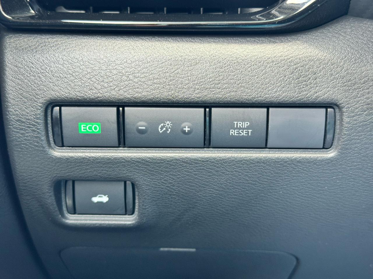 Nissan Sentra SR CVT 2024