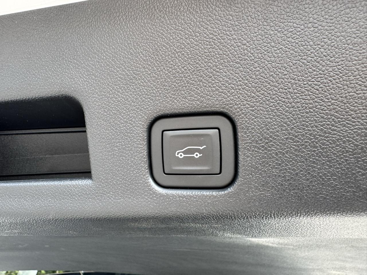 GMC Acadia FWD 4dr Elevation 2026