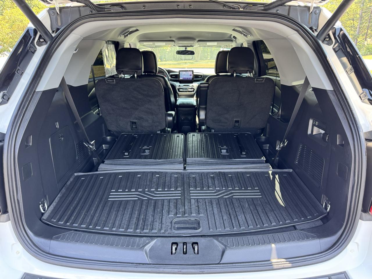 Ford Explorer XLT RWD 2023