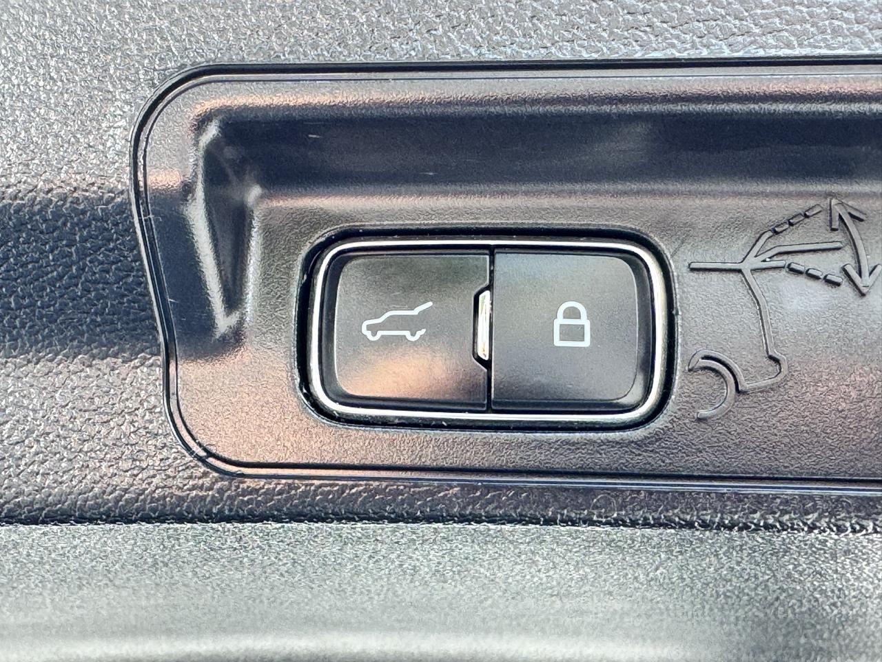 Ford Explorer XLT RWD 2023