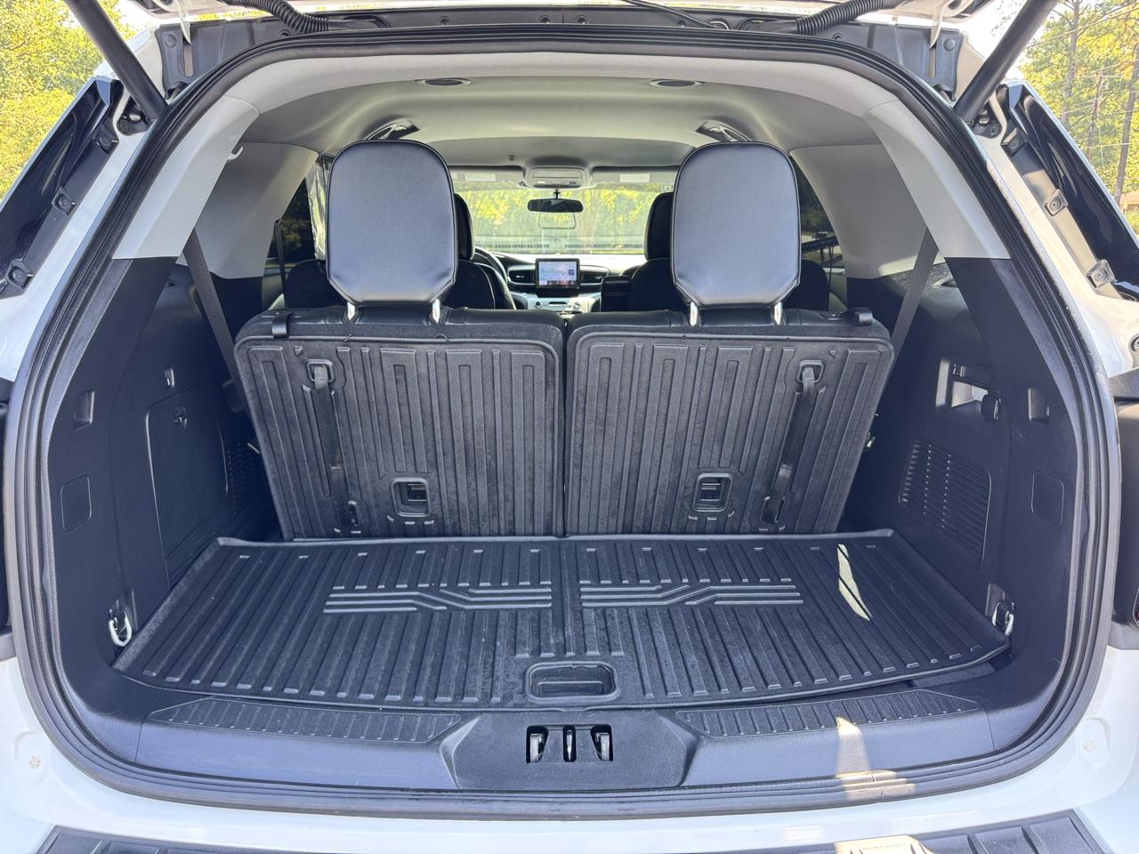 Ford Explorer XLT RWD 2023