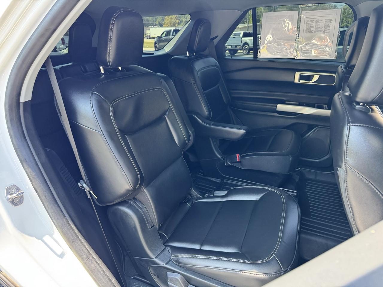 Ford Explorer XLT RWD 2023