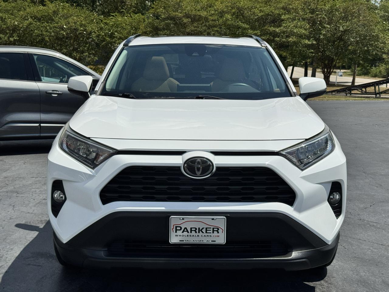 Toyota RAV4 XLE FWD (Natl) 2019