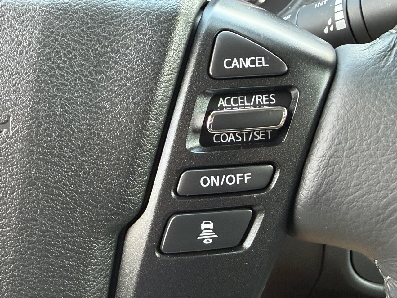 Nissan Frontier Crew Cab 4x2 SV 2025