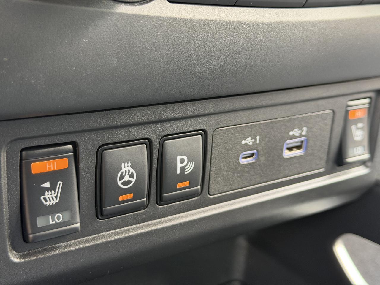 Nissan Frontier Crew Cab 4x2 SV 2025