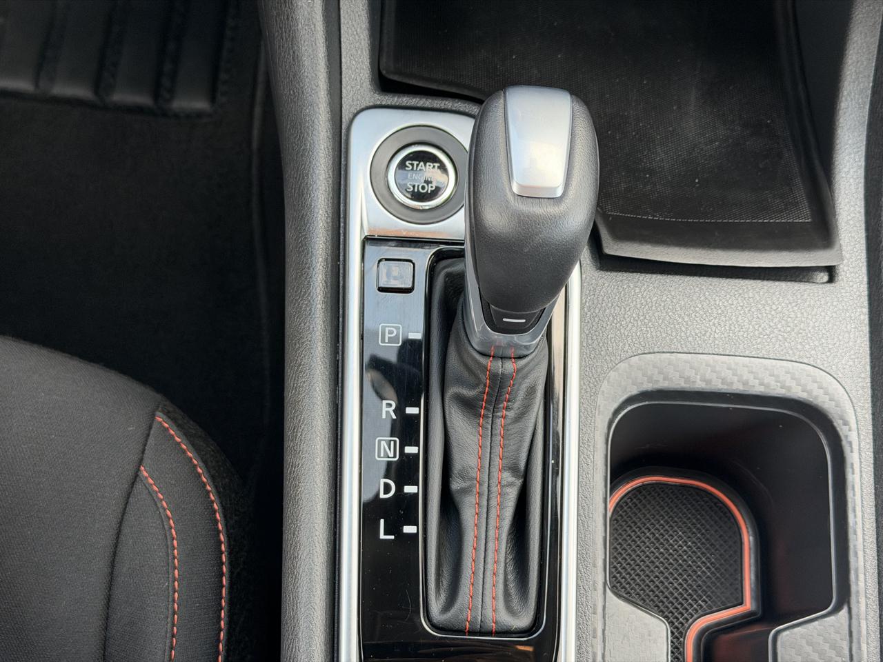 Nissan Sentra SR CVT 2025