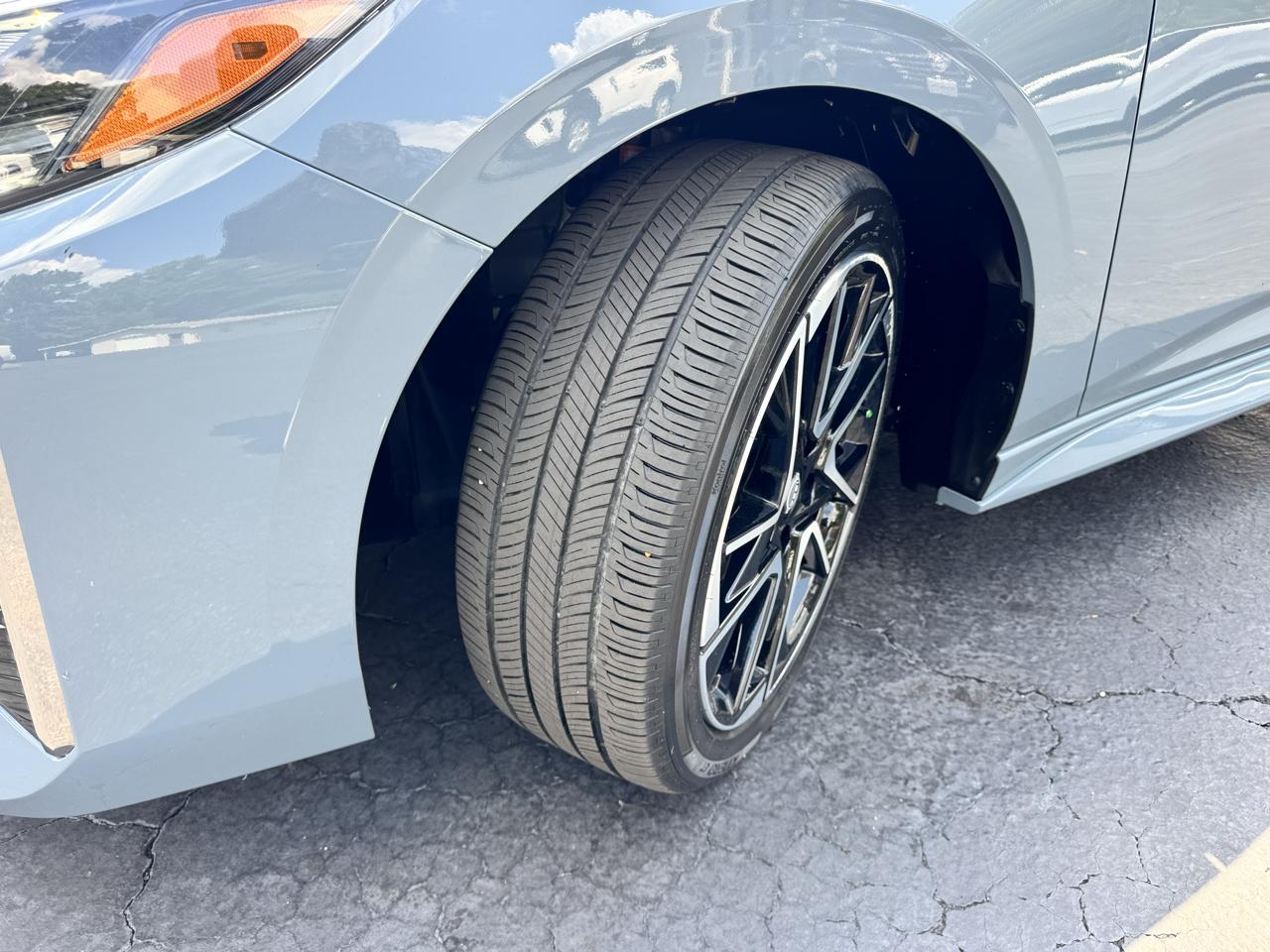 Nissan Sentra SR CVT 2025