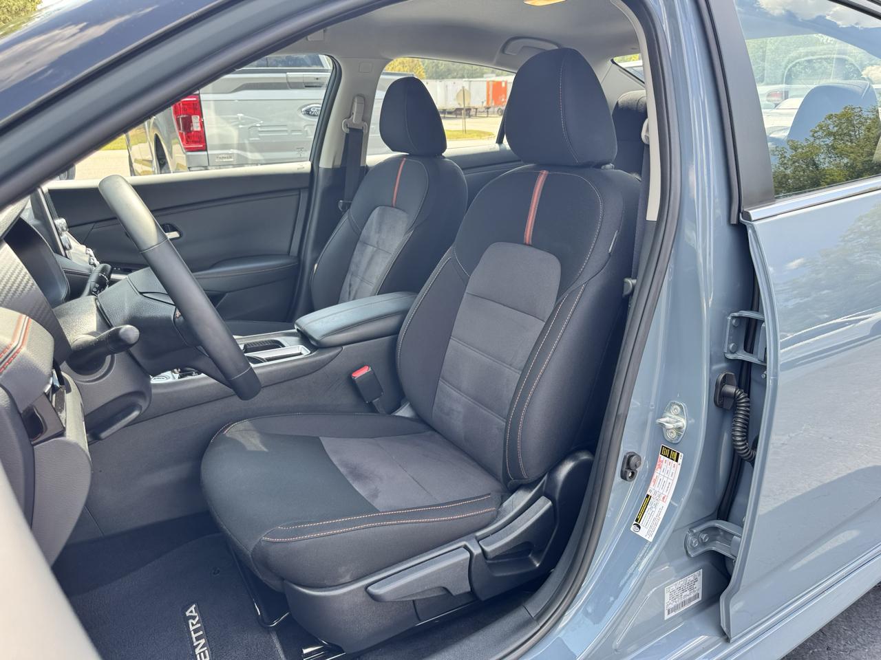 Nissan Sentra SR CVT 2025