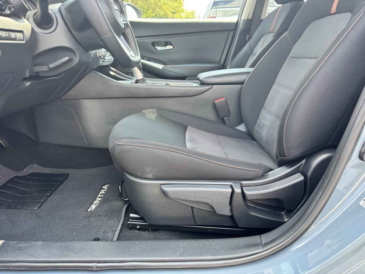 Nissan Sentra SR CVT 2025