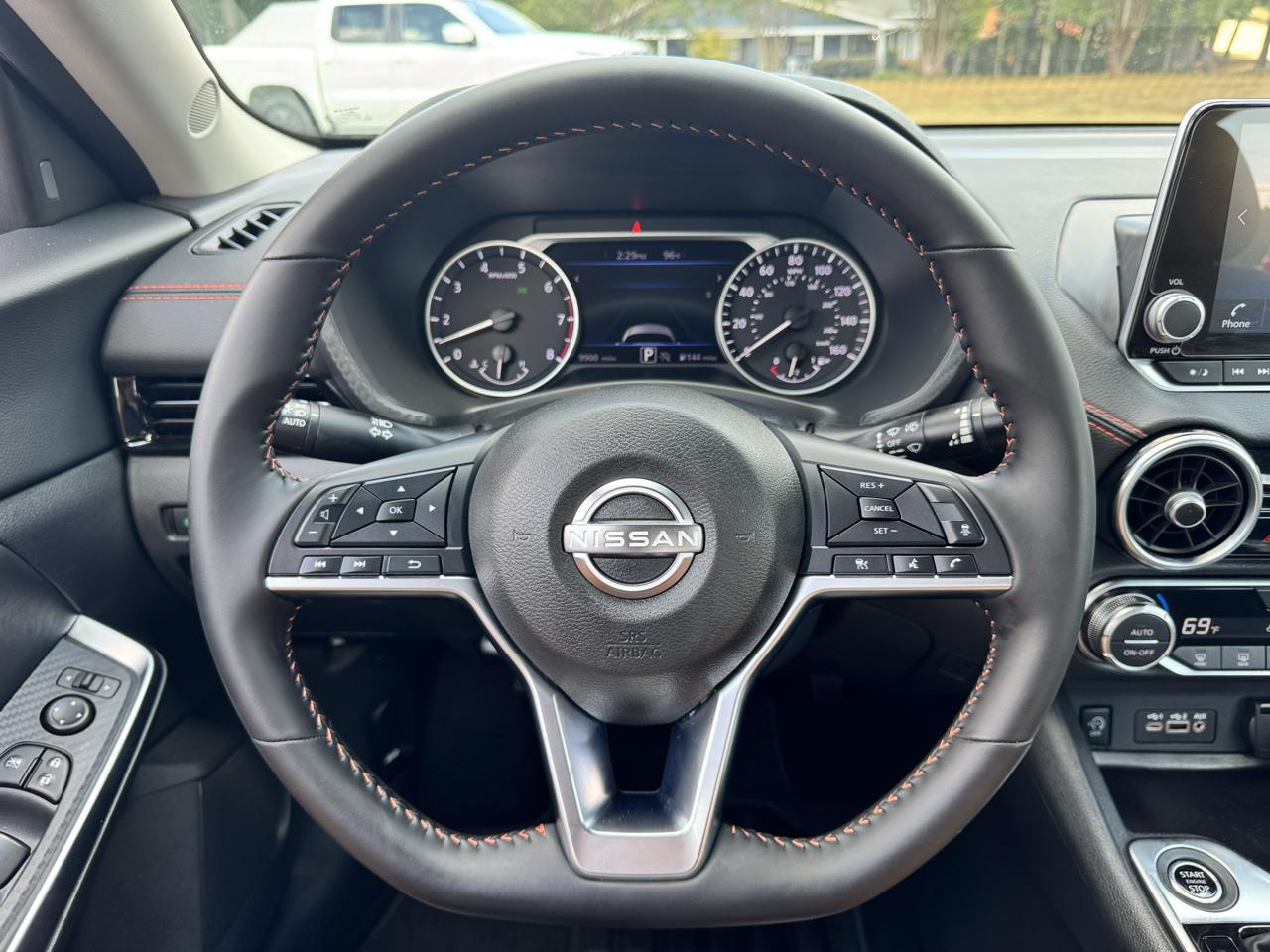 Nissan Sentra SR CVT 2025