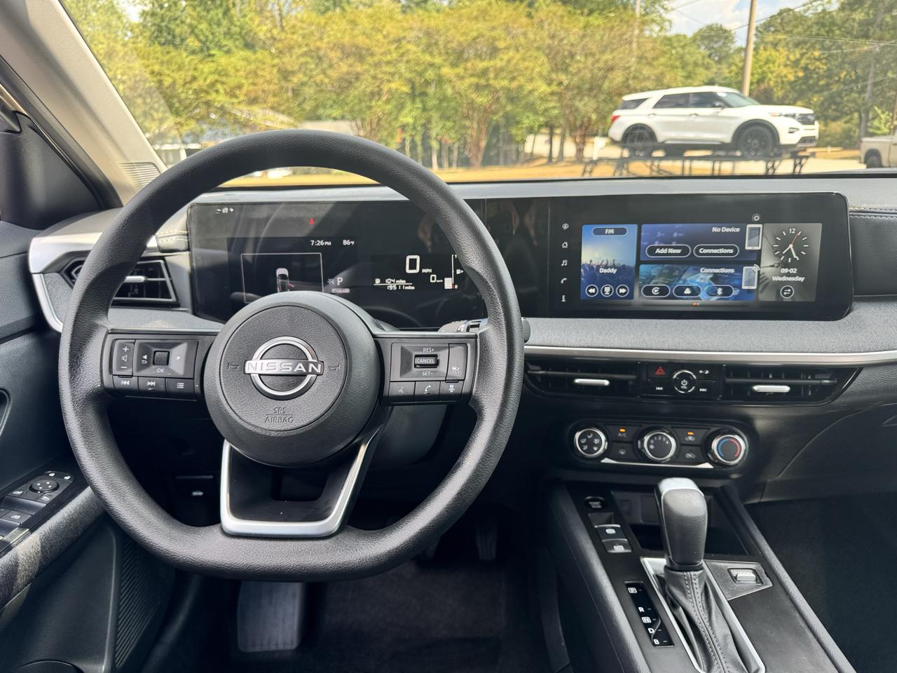 Nissan Kicks SV FWD 2025