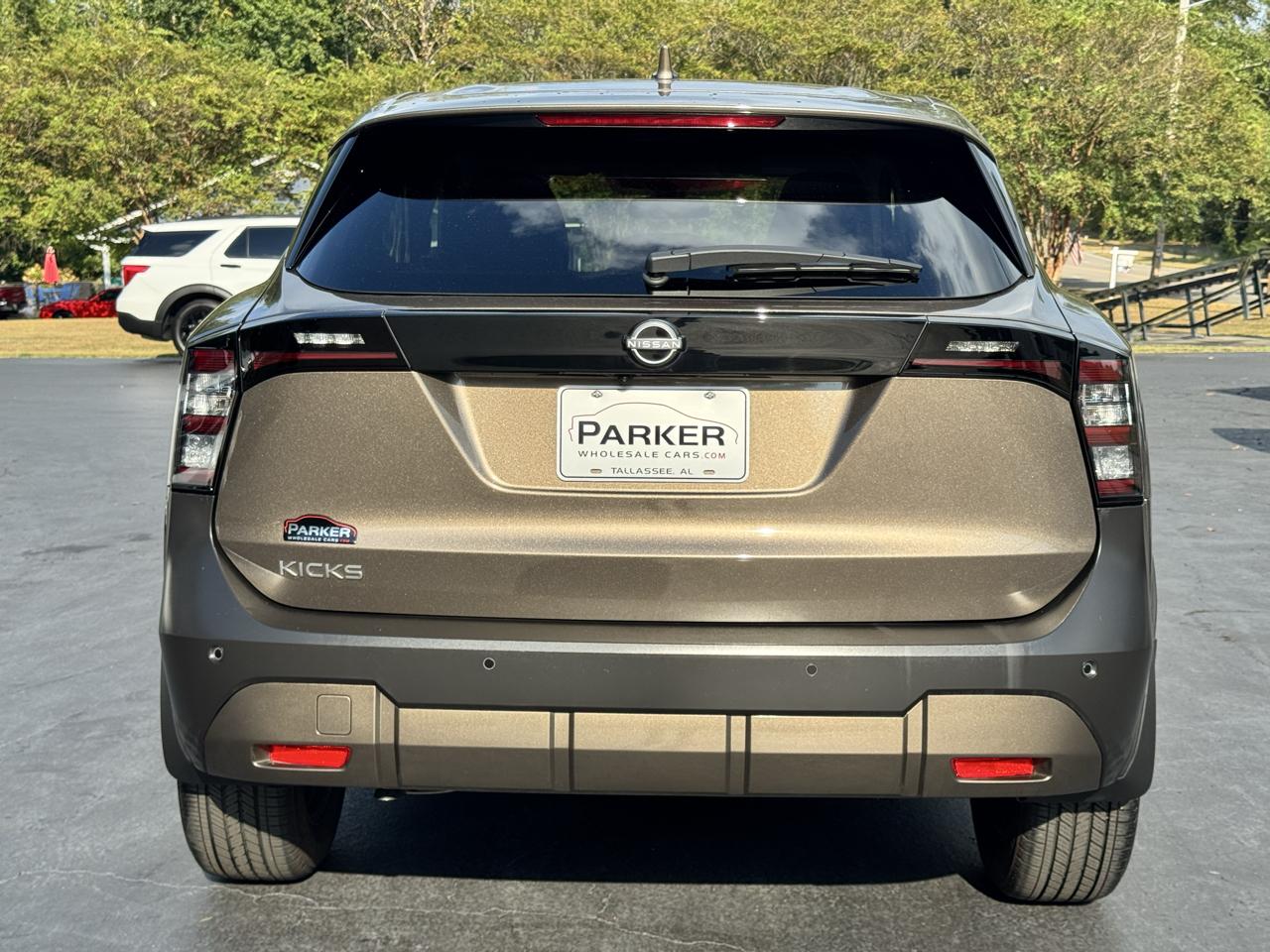 Nissan Kicks SV FWD 2025