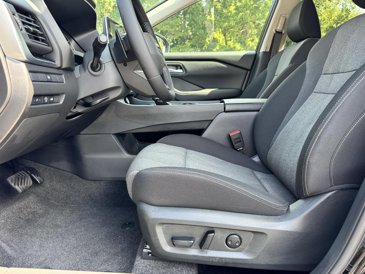 Nissan Rogue 2026.5 FWD SV 2026