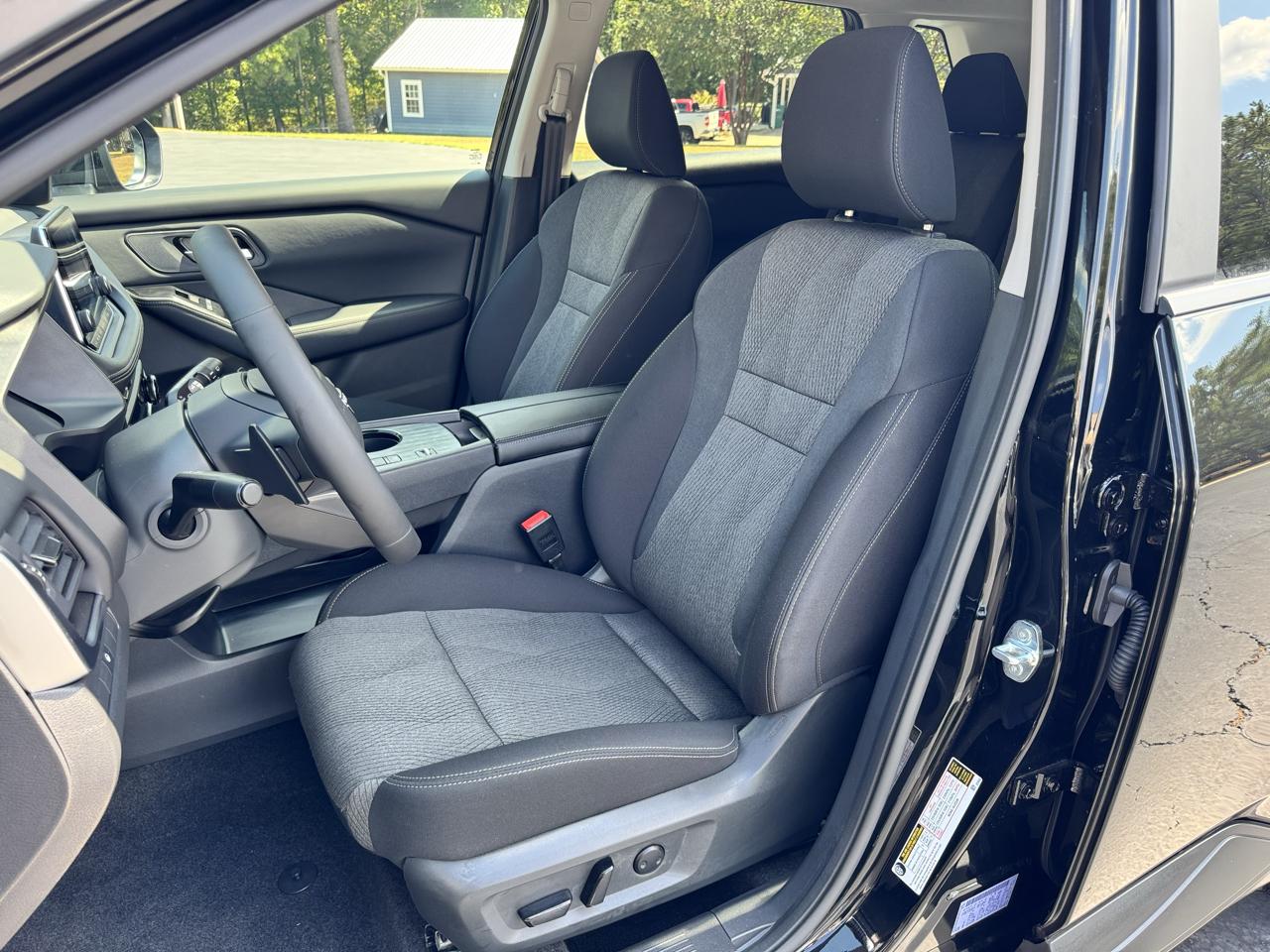 Nissan Rogue 2026.5 FWD SV 2026