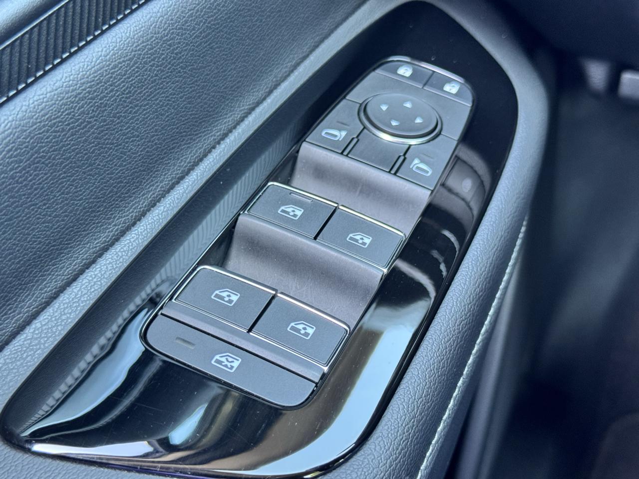 Nissan Murano AWD SV 2025