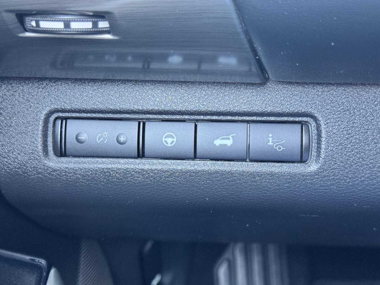 Nissan Pathfinder Platinum 4WD 2025