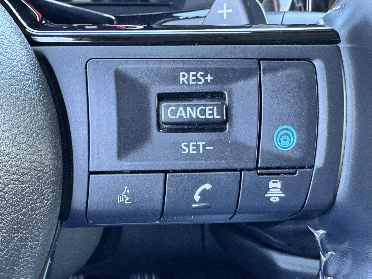 Nissan Pathfinder Platinum 4WD 2025