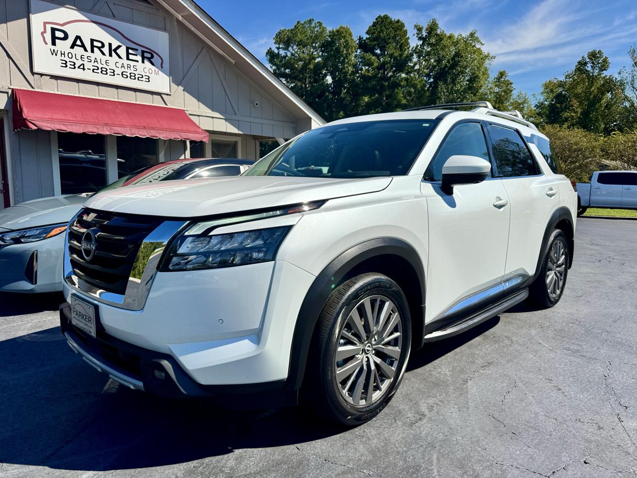 Nissan Pathfinder Platinum 4WD 2025