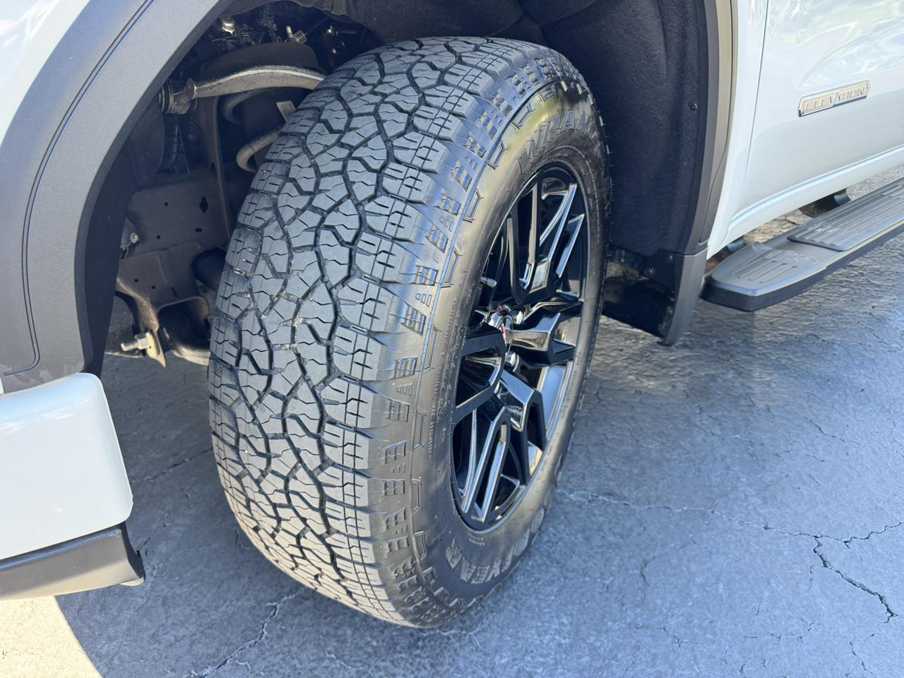 GMC Sierra 1500 4WD Crew Cab 147" Elevation 2026