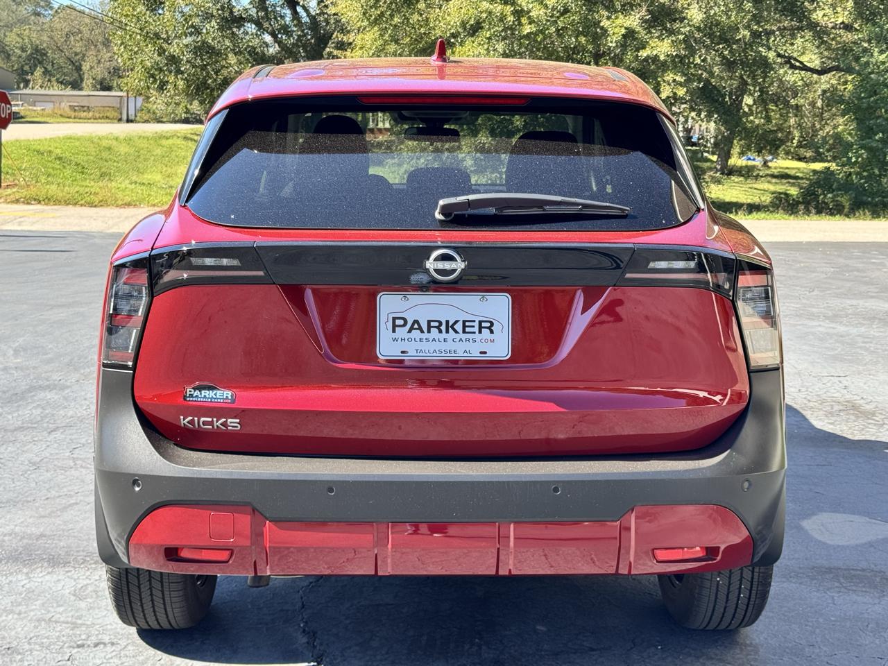 Nissan Kicks SV FWD 2025