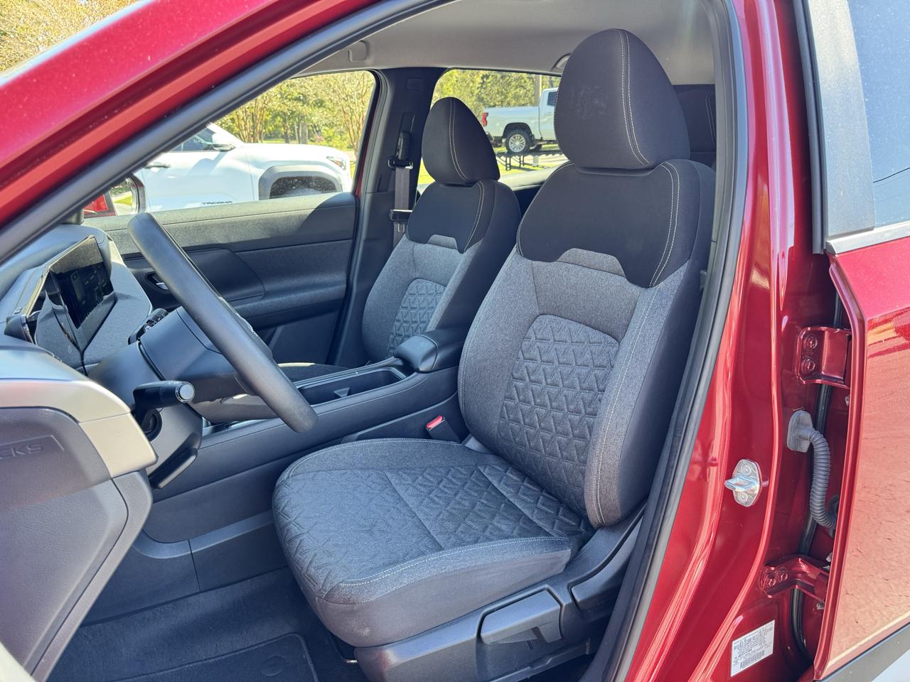 Nissan Kicks SV FWD 2025
