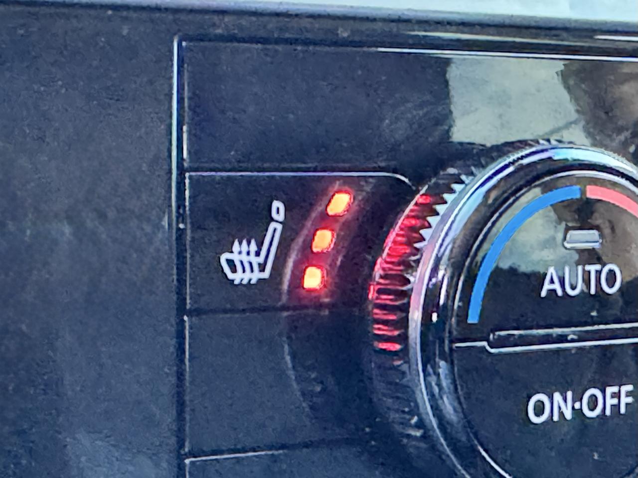 Nissan Pathfinder SV 2WD 2025