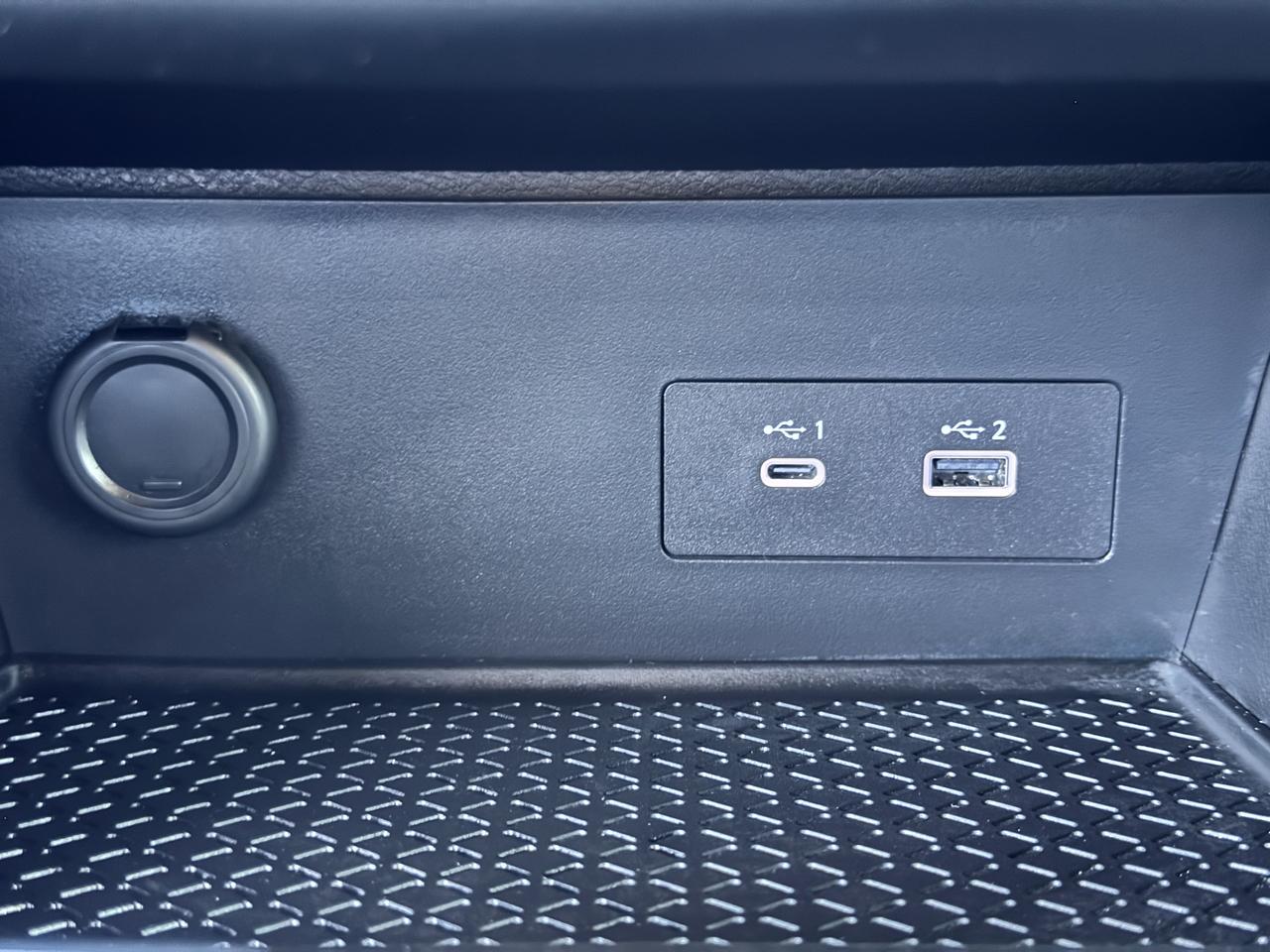 Nissan Pathfinder SV 2WD 2025