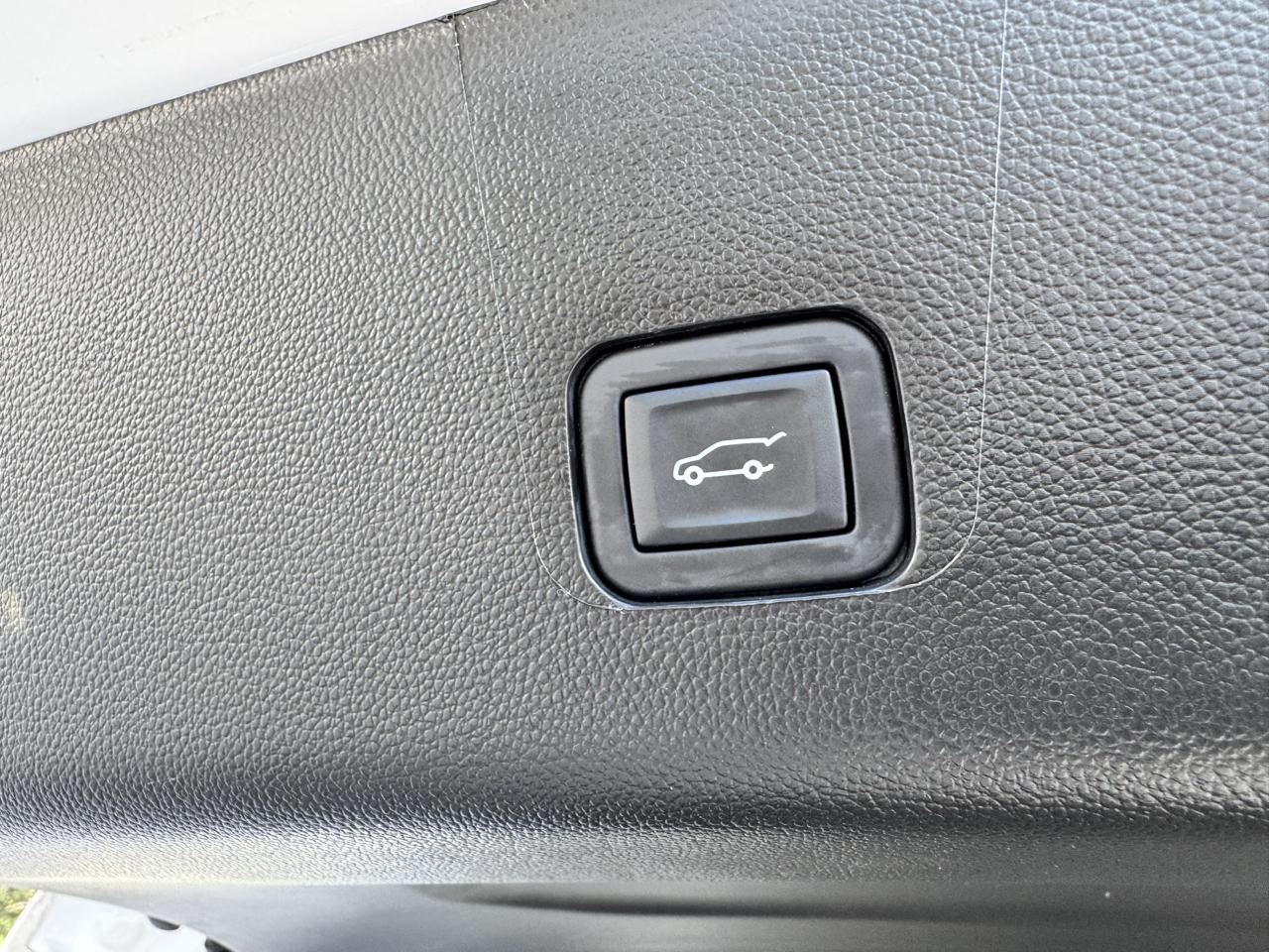 Chevrolet Traverse FWD 4dr Premier 2023