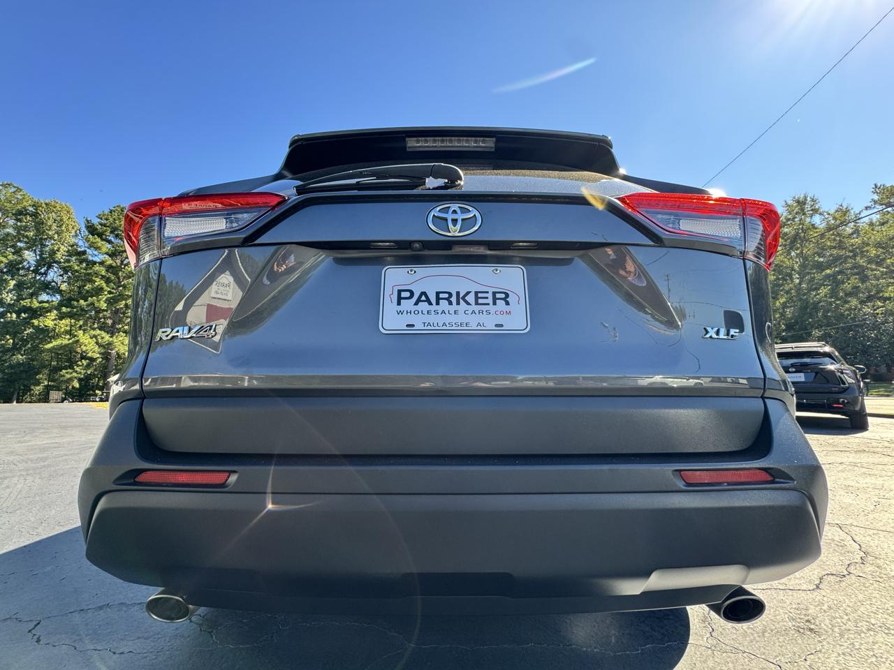 Toyota RAV4 XLE FWD (Natl) 2024