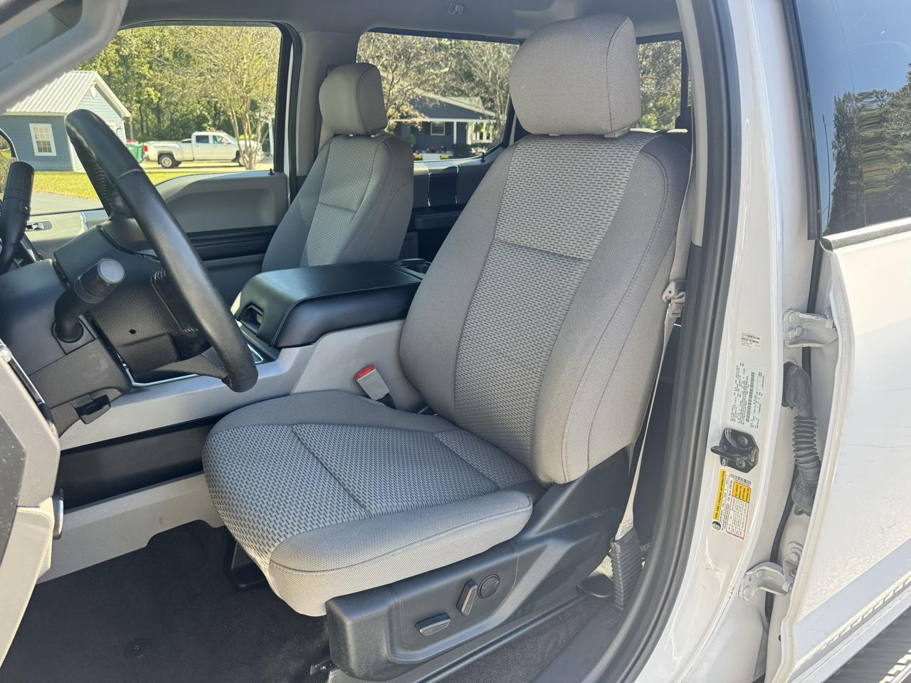 Ford F-150 XLT 2WD SuperCrew 5.5' Box 2020