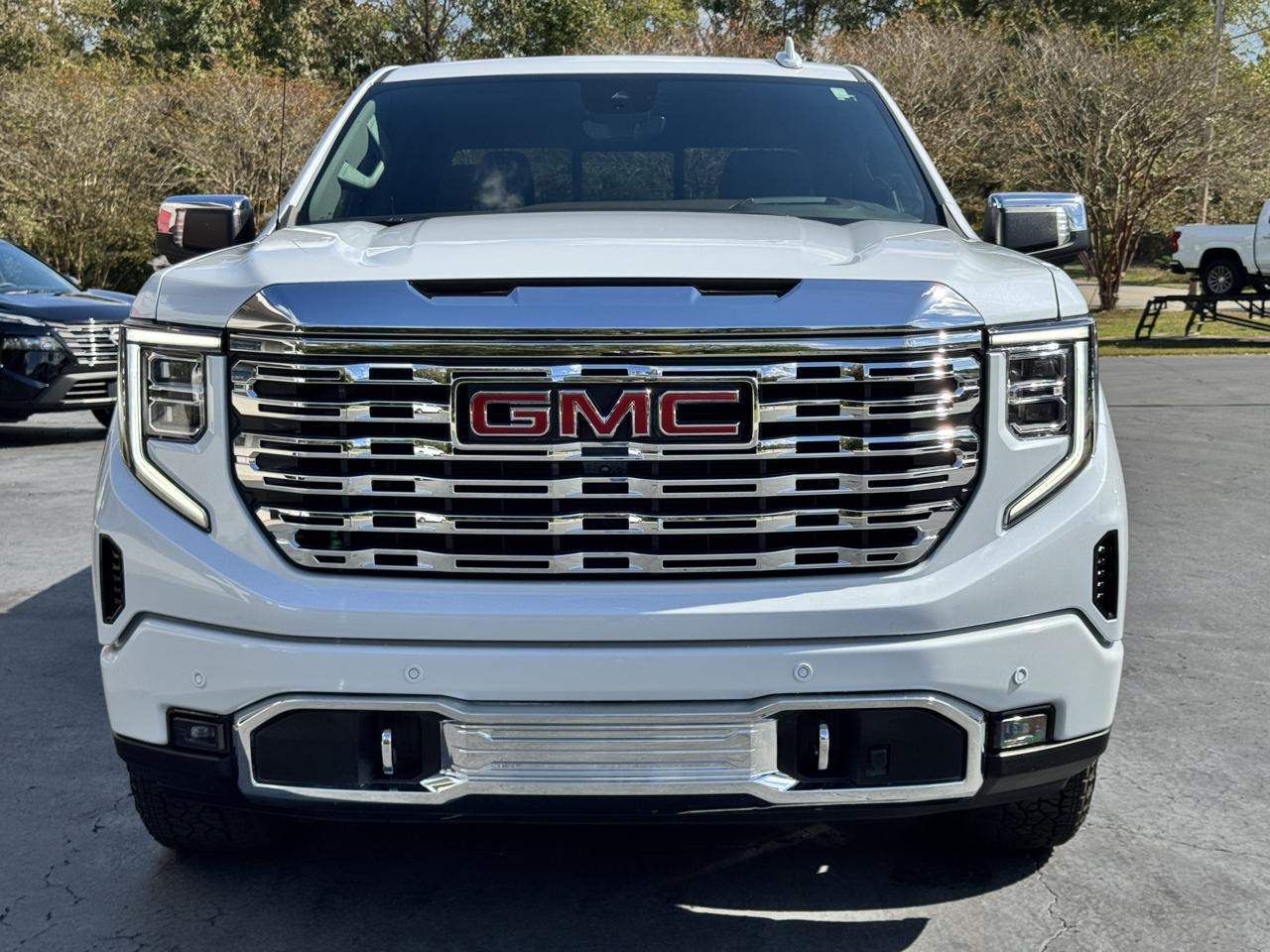 GMC Sierra 1500 4WD Crew Cab 147" Denali 2026