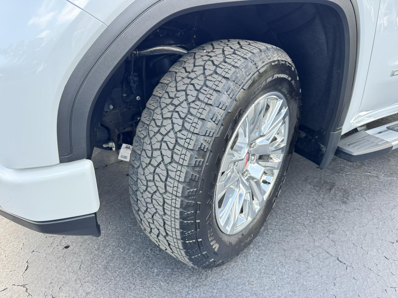 GMC Sierra 1500 4WD Crew Cab 147" Denali 2026