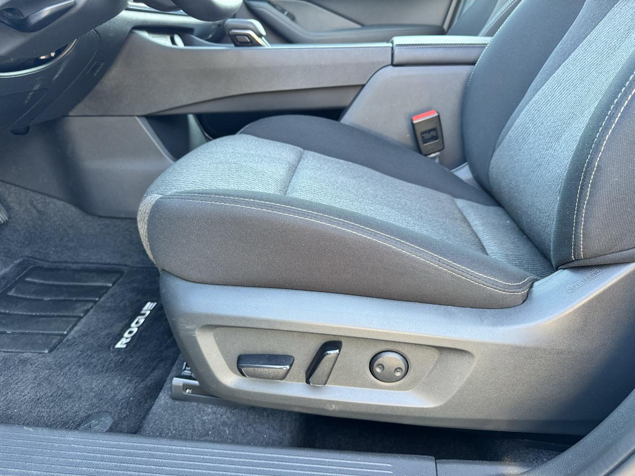 Nissan Rogue 2026.5 FWD SV 2026