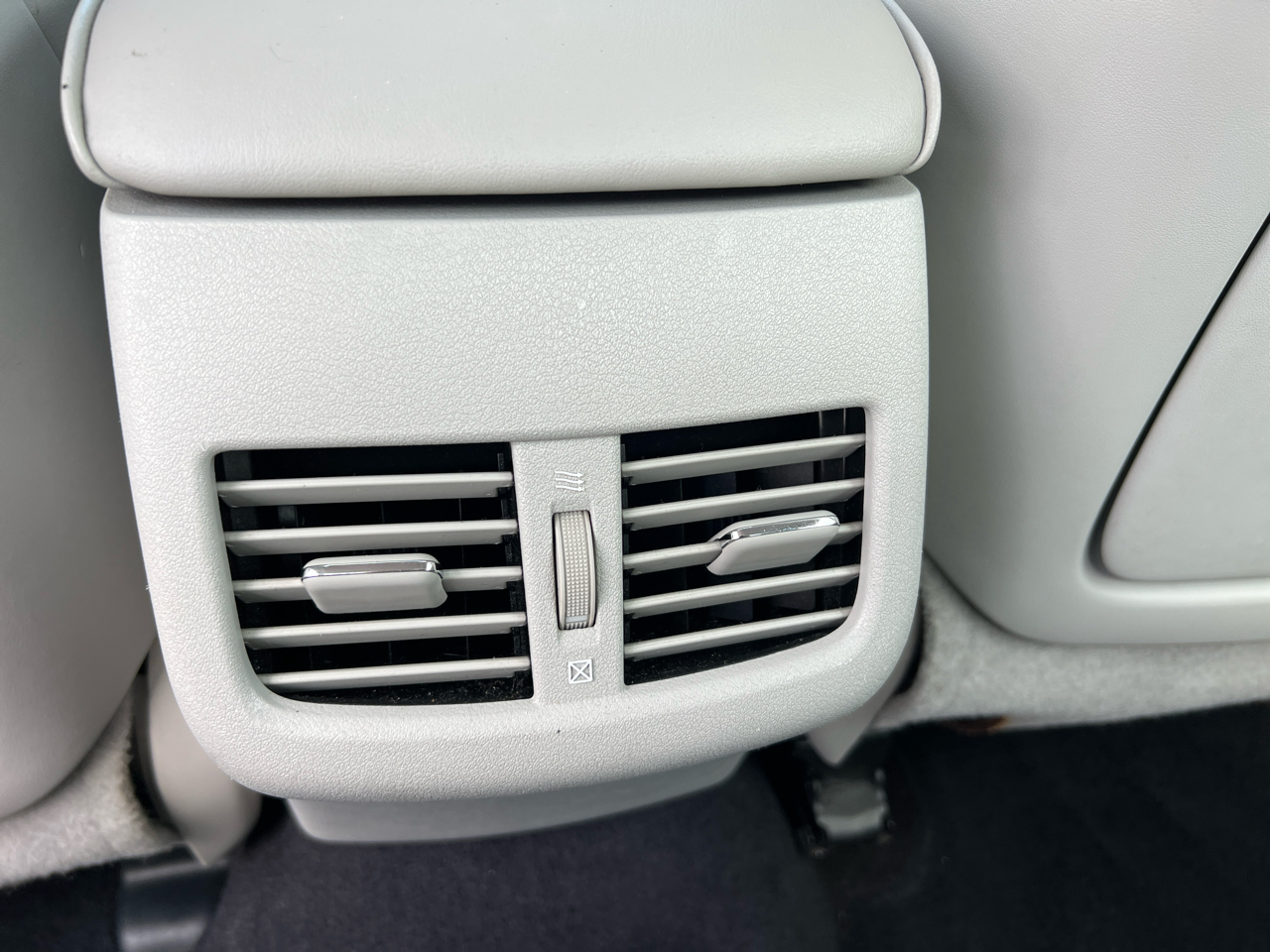 Lexus ES 350 Sedan 2011 Lexus ES 350 Sedan 2011